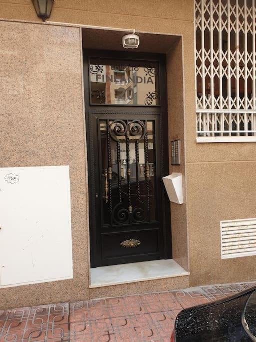Nice Holidays Apartment In Torreveja, Torrevieja Exterior photo